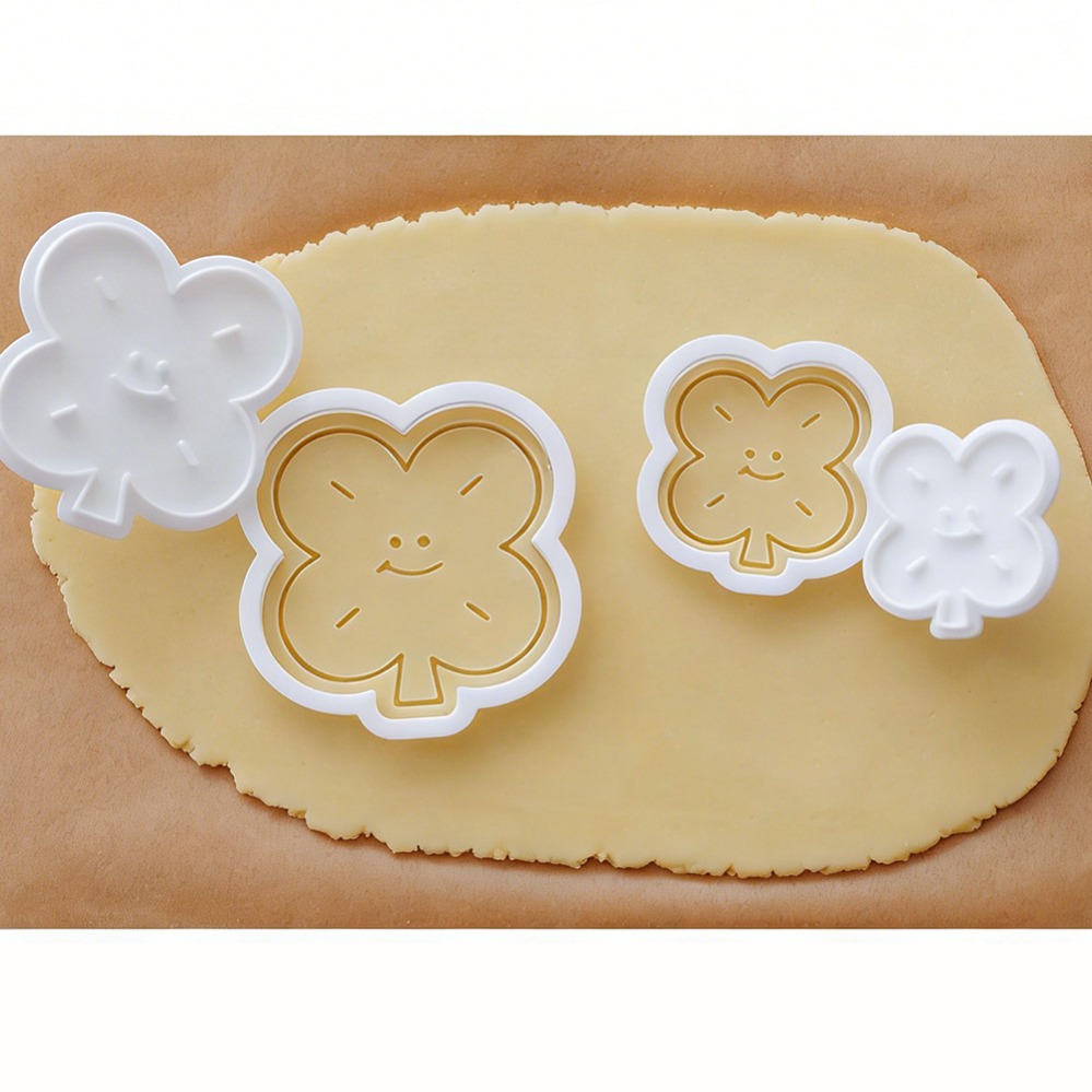 แม่พิมพ์คุกกี้รูปใบโคลเวอร์สี่ - Kitchen Appliances Baking บทวิจารณ์และราคา